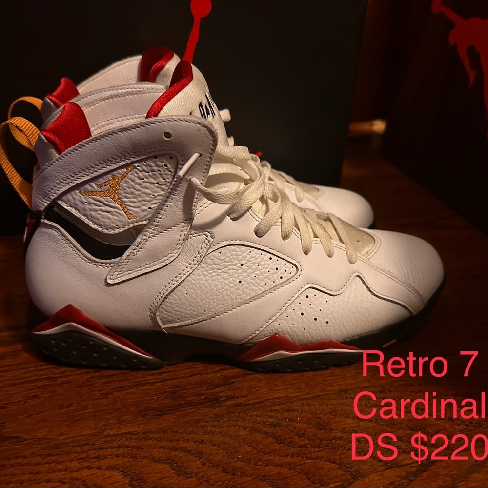 Retro 7 Cardinal